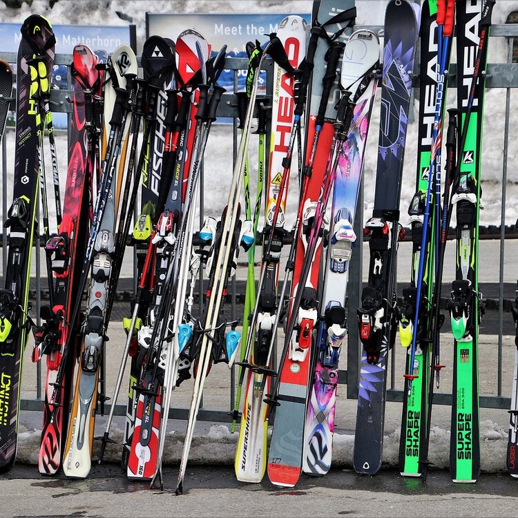 Skis 3303653 1280